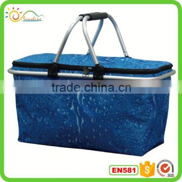 Vegetable carrying basket with lining