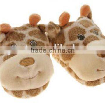 Cheap Plush Indoor giraffe shape Warm Winter Slippers and Shoes for Kids / OEM factory with ICTI audit kids shoes