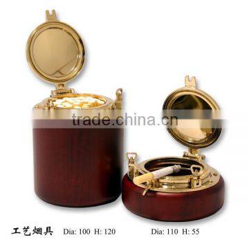 Porthole Cigarette Case and Ashtray