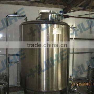 Store water, milk or other liquid product tank