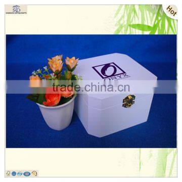 Engraved Painted Lock Square Wooden Pen Box photo-5