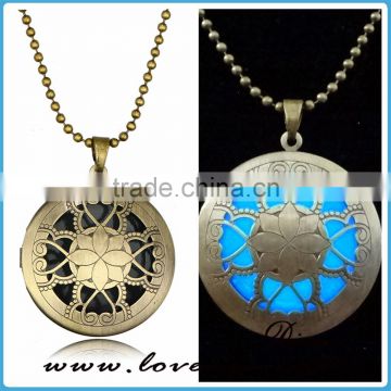 Handmade night light up alloy locket glow dark necklace