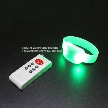 Remote silicon color-changing concerts hooping wristband, battery replaceable led flashing armband party toys