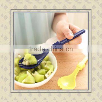 Customized Your Own Design High Quality Plastic Ice Cream Spoons Fruit Spoons Manufacturers in China photo-3