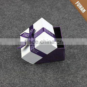 Popular Cube-shaped Top and Bottom Gift Boxes for Jewels Packaging photo-2