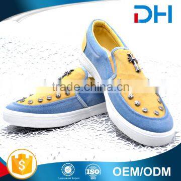 Comfortable design student fashion flat slip-on men canvas shoes with rivet