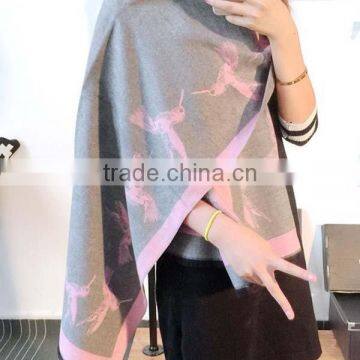 High Quality 2017 Spring Women Scarf New Coming Flamingo Printed Pattern Imitated Cashmere Material Girl Cappa photo-2