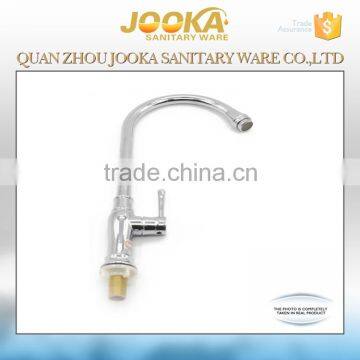 2016 durable chrome plated fashionable kitchen faucet