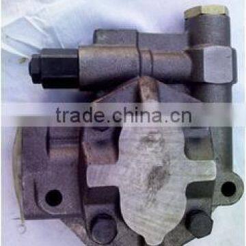 704-24-28200 Gear pump