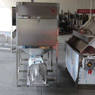 Машина для обезвоживания и разделения на сухую и влажную фракции свиной, куриной и коровьей навоза для животноводческих ферм.