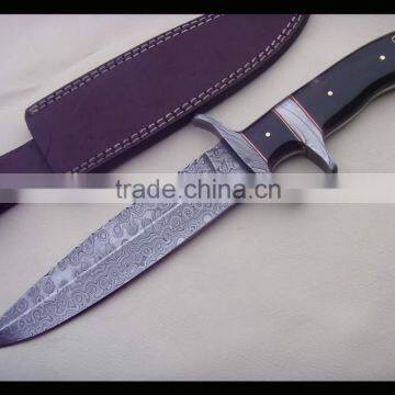 Damascus blade with Handle of Buffalo horn ( Hunter knife )