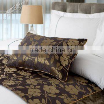 100%polyester high quality hotel bed runner