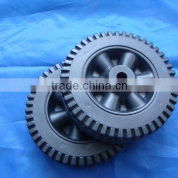 black plastic toys wheel