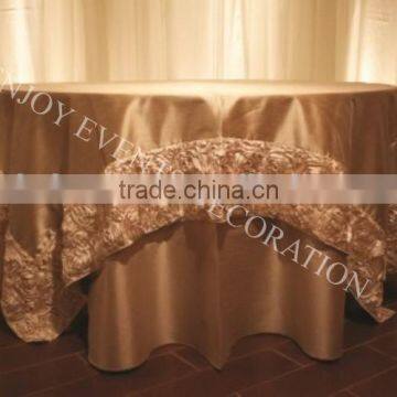 YHT#159 rosette satin polyester banquet wedding wholesale cheap table cloth overlay                        
                                                Quality Choice