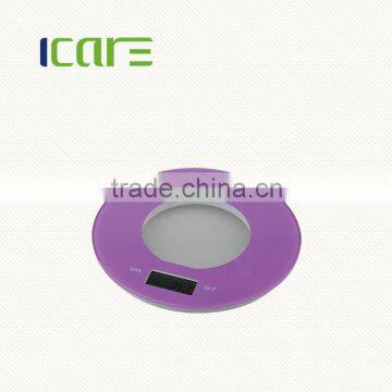 Electronic kitchen scale with display showing permanent calendar,temperature&humidity level