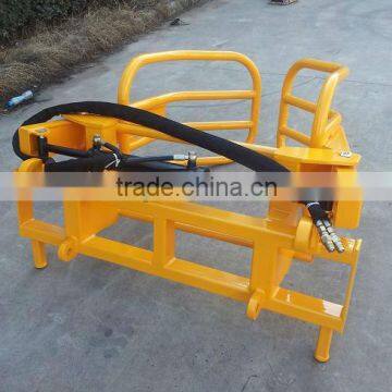 Bale gripper for tractor