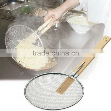 Stainless Steel Strainer with Bamboo Handle Horizontal 18cm