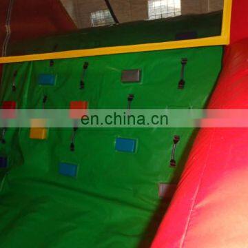 GREEN & RED ROCK CLIMBING OBSTACLE COURSE photo-3