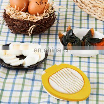 High Quality Kitchen Gadgets Egg Slicer With Stainless Steel Wires Egg Cutter