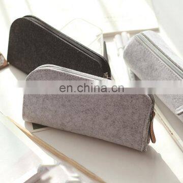 OEM multi-functional cosmetic pouch student pencil bag popular custom felt pen cover