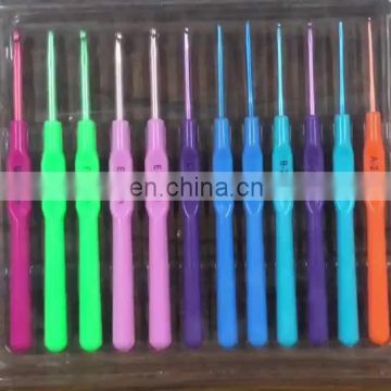 Needlework Aluminum Crochet Hooks Plastic Handle Knitting Needles