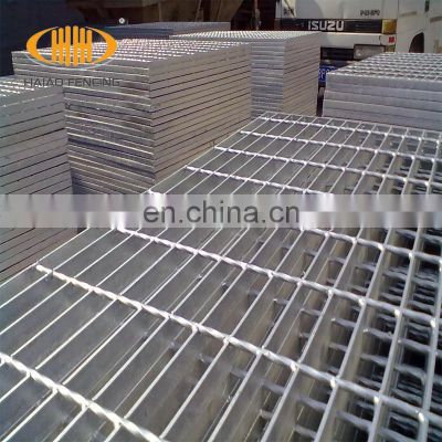 High quality galvanized metal steel bar steel grating and welded Coarse-Mesh grating ceiling