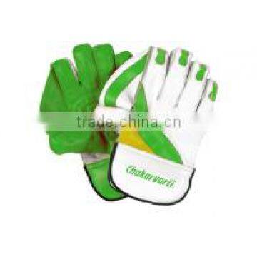 Synthetic leather glove Green Color