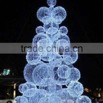 Street giant lighted ball tree for christmas