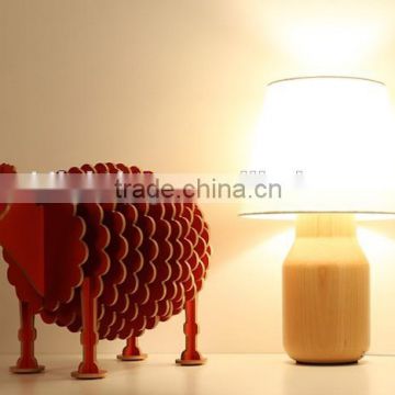 LED Wood table Light JK-879-20 Factory Price European Style Wood Base Table Lamp/lighting/led Table Light LED Wood table lamp