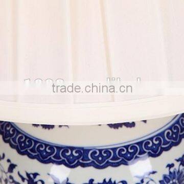 Hot Sales Chinese Blue and White Table Lamp photo-6