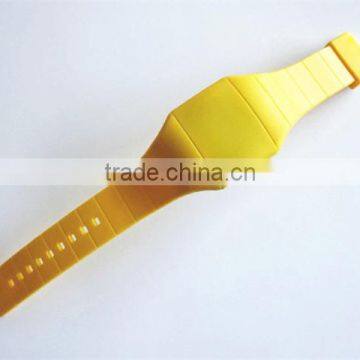 new arrival wholesale fashion LED wrist watch