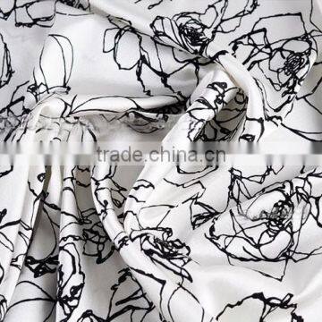 Printed Black White Floral Spandex Silk Fabric photo-5