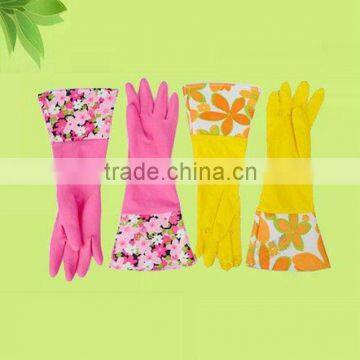 Cuff-lengthened latex glove