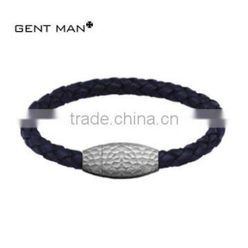 Wholsale mens blue leather bracelet for chrismas, stainless steel bracelet hammerfinish magnetic clasp jewelry