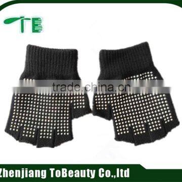 black antiskid fingerless glove