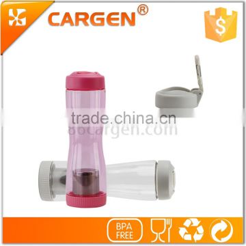 Carabiner 500ml plastic sport tea strainer water bottle