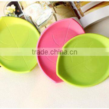 3D Leaf Shaped Silicone Coasters Candy Color Dinner Placemats For Table Unique Cup Mats Tablemat