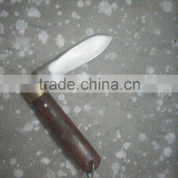 Handmade carbon folding knive