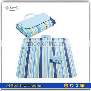 Factory supplied foldable weighted microfiber beach blanket