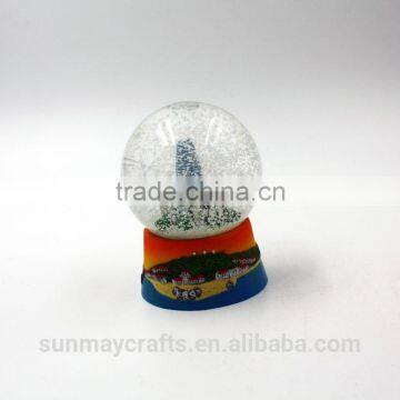Hot Sale Polyresin Vietnam Souvenir Snow Globe for Sale photo-4