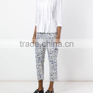 High Quality Ladies Fancy White Pleated Blouse Fashion Design