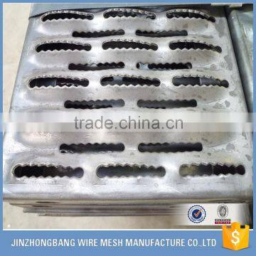 Anti Skid Aluminum Perforated Metal Panel