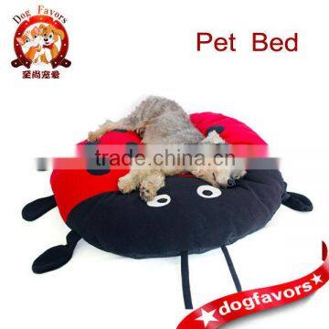 2014 New Hot Personalized ladybug shape pet nest Warmer Soft Beds Sleep