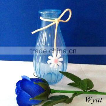 cheap 200ml ribbed color glass vase for home decoration