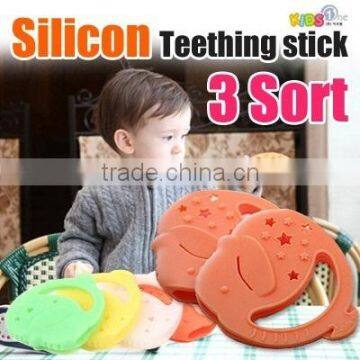 Using 100% High Quality Silicon / Baby Carrier Elephant Teething Stick / Silicon Teething Stick / Blue, Yellow, Green 3 Colors