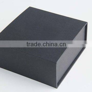 Luxury matte paper gift box with magnet closure