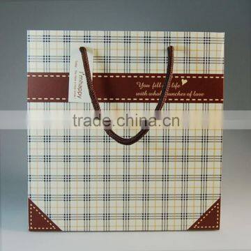 pretty paper hand bag for sale