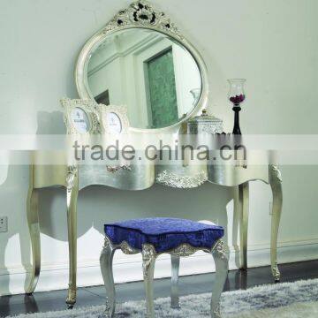 Solid Wood New Classical Furniture Used Bedroom Set Double Bed Bedside Table Wardrobe Dressing Table Bench Royal Chair Commode photo-4