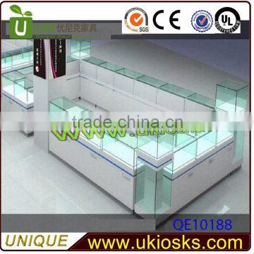 2015 Made in China corner glass cigarette display cabinets commercial