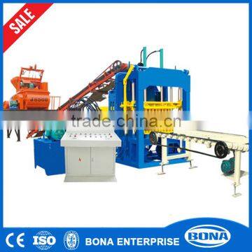 Ecological hydraulic interlocking brick making machine